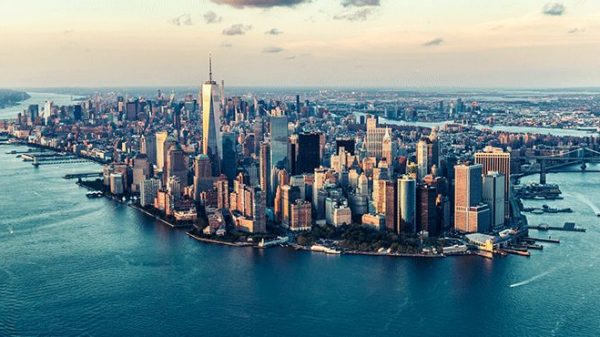 Big Apple an Attractive